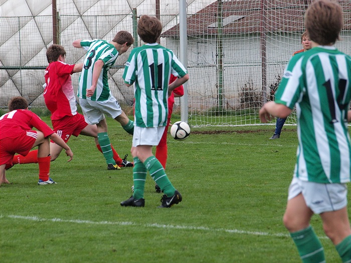 Kuba Horký právě neproměňuje velkou šanci, Jirka Lukáš s Petrem Rothem už se chtěli radovat