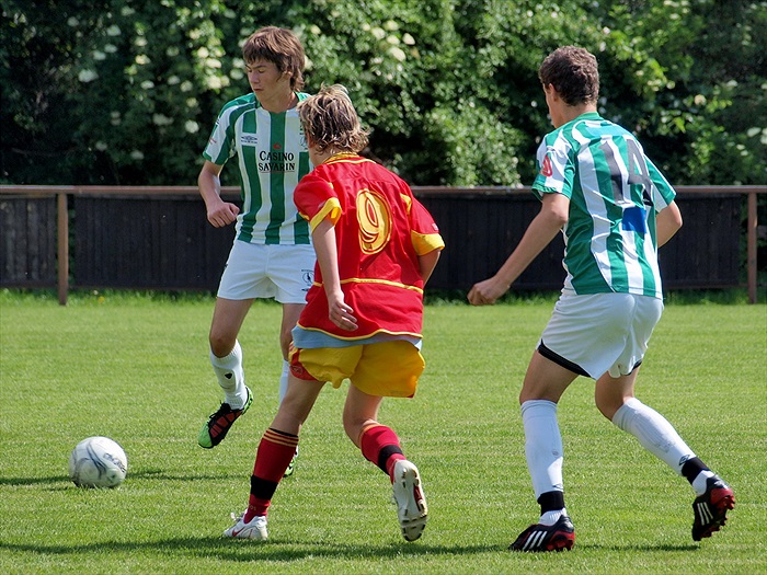 Dvojice stoperů Hořák - Charvát v akci