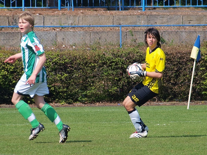 Defenziva v akci: Petr Kalaš a Jakub Kondelík