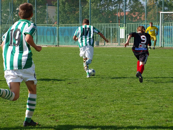 Dan Bláha měl dnes na svých kopačkách nejméně 3 góly - uspěl ale pouze jedenkrát... 