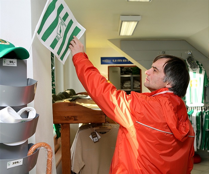 A ještě fanshop...