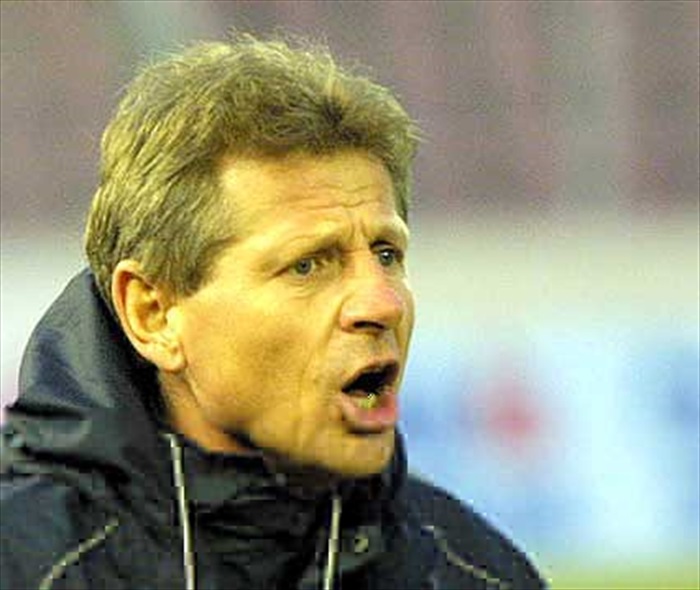 Trenér Petržela burcuje mužstvo