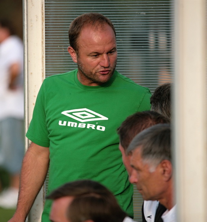 Pavel Hoftych na lavičce