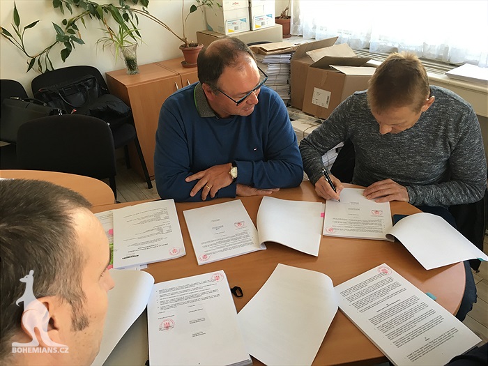 Podpis nájemní smlouvy