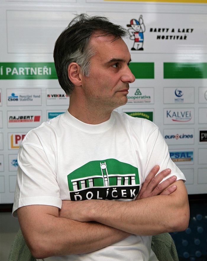 Ivan Trojan na tiskové konferenci.