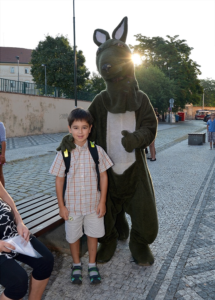 Klokan vítal prvňáčky na ZŠ Botičská