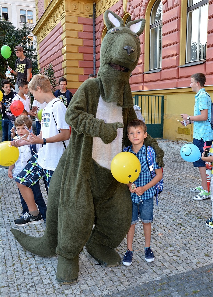 Klokan vítal prvňáčky na ZŠ Botičská