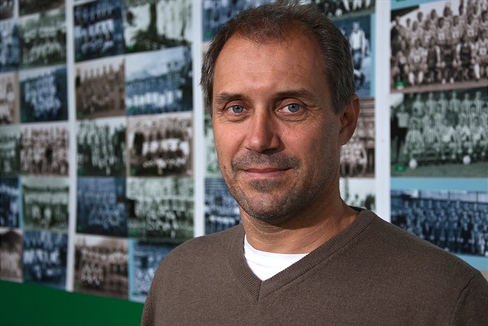 Novým trenérem Bohemky se dnes stal Roman Pivarník