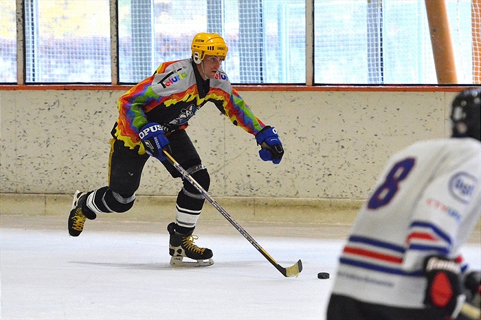 Hokej 2015: Černá - Bílá 7:6