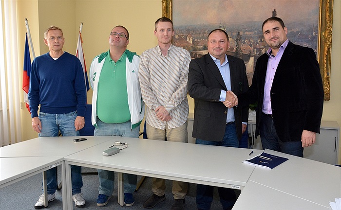 Podpis smlouvy Ďolíček radnice