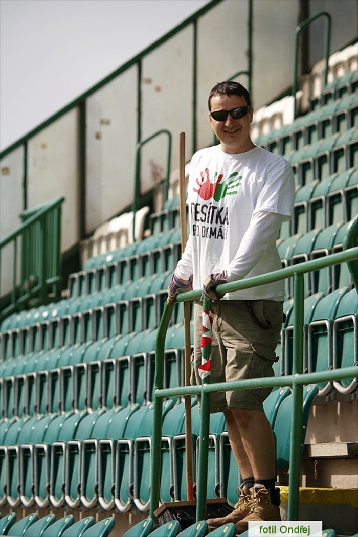 Ďolíček - velká brigáda 9. 6. 2012