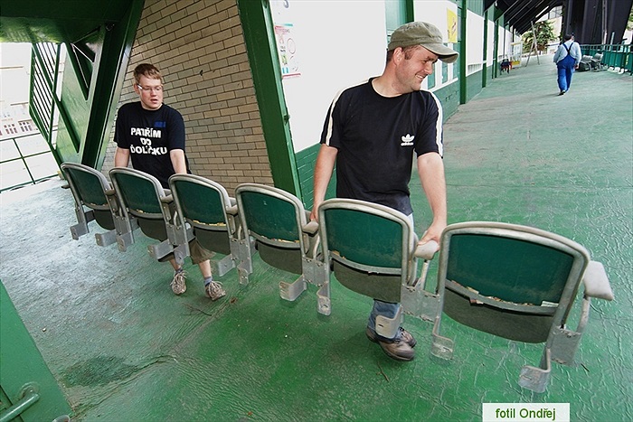 Ďolíček - velká brigáda 9. 6. 2012