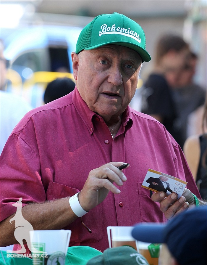 DĚNÍ NA TRIBUNÁCH: Bohemians - Zbrojovka