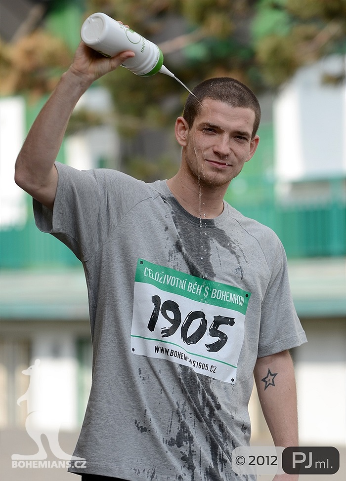 Tričko s podpisem Davida Bartka