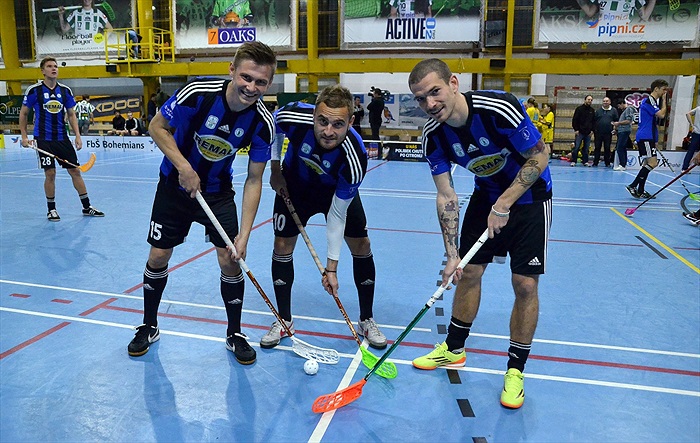 Exhibice Fotbal vs. Florbal 10:10