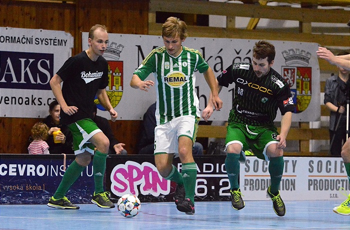 Exhibice Fotbal vs. Florbal 10:10