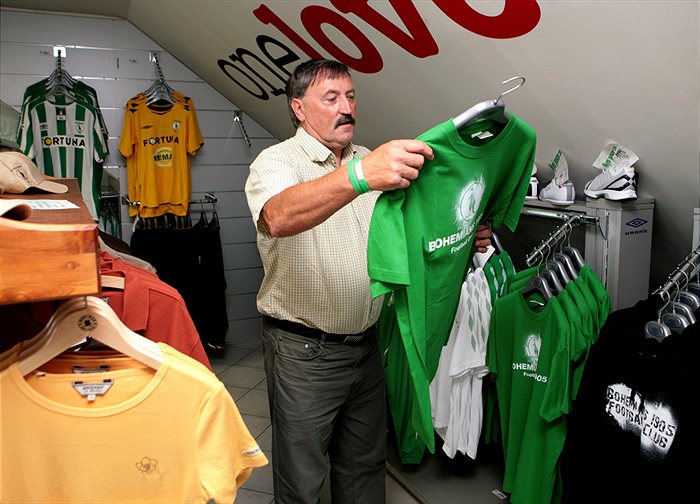 Tonda Panenka ve Fanshopu